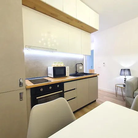 Miku Apartment-amazing 1bd At Wilson Square 公寓 地拉那