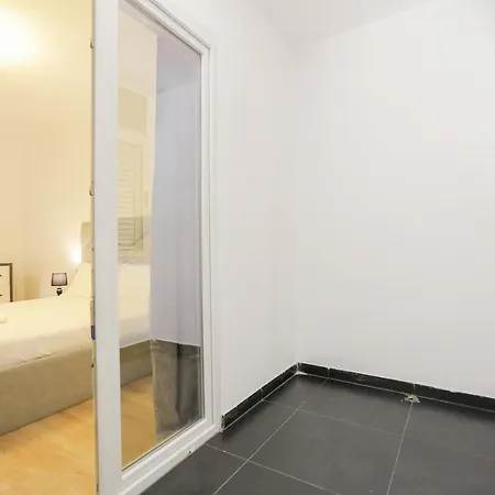 Miku Apartment-amazing 1bd At Wilson Square 公寓 地拉那